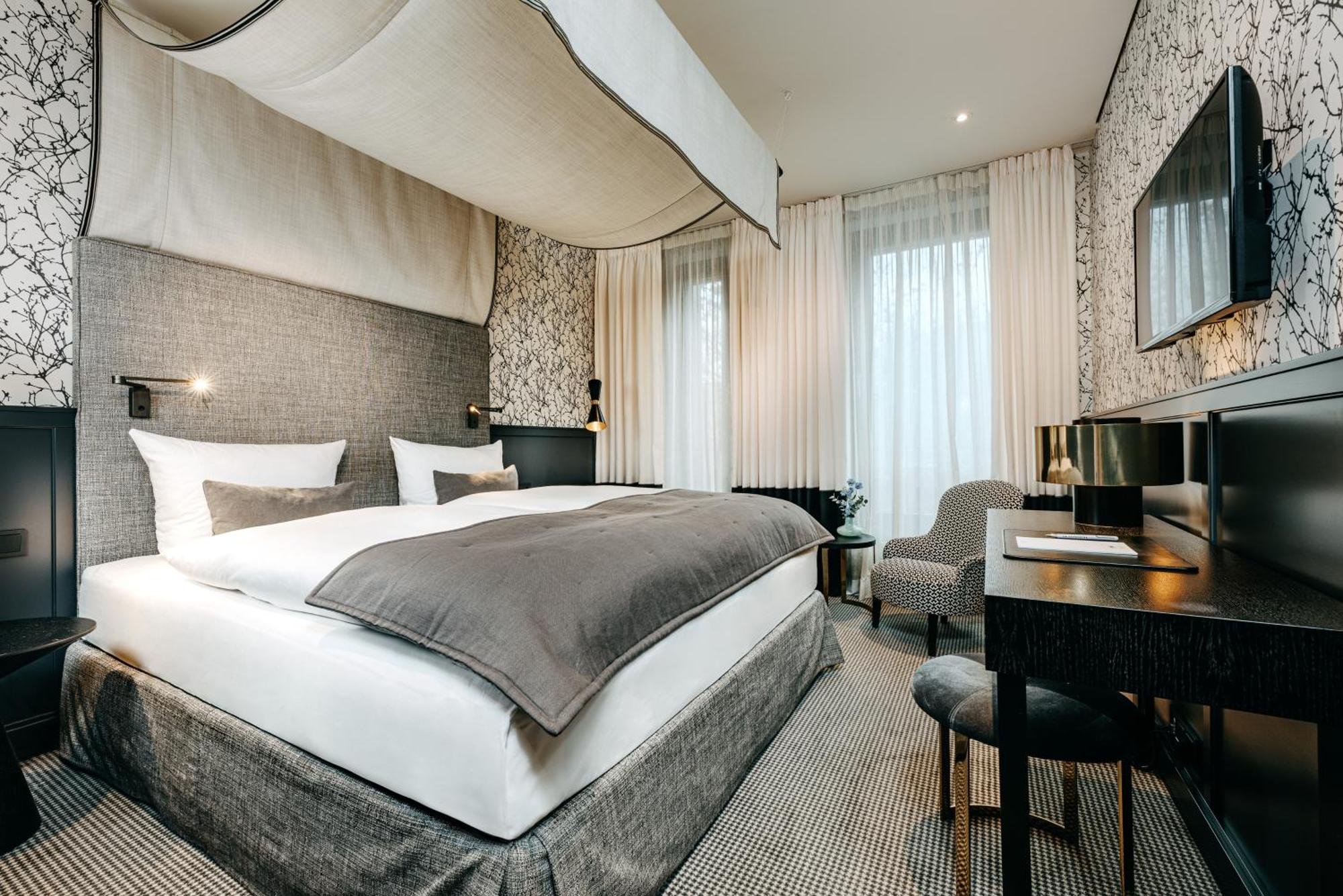Hotel Am Ochsentor Андернах Экстерьер фото